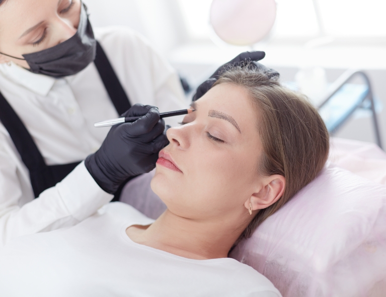 cosmetic-tattooing